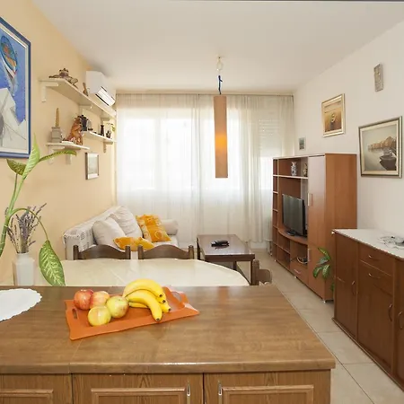 City Apartment Split